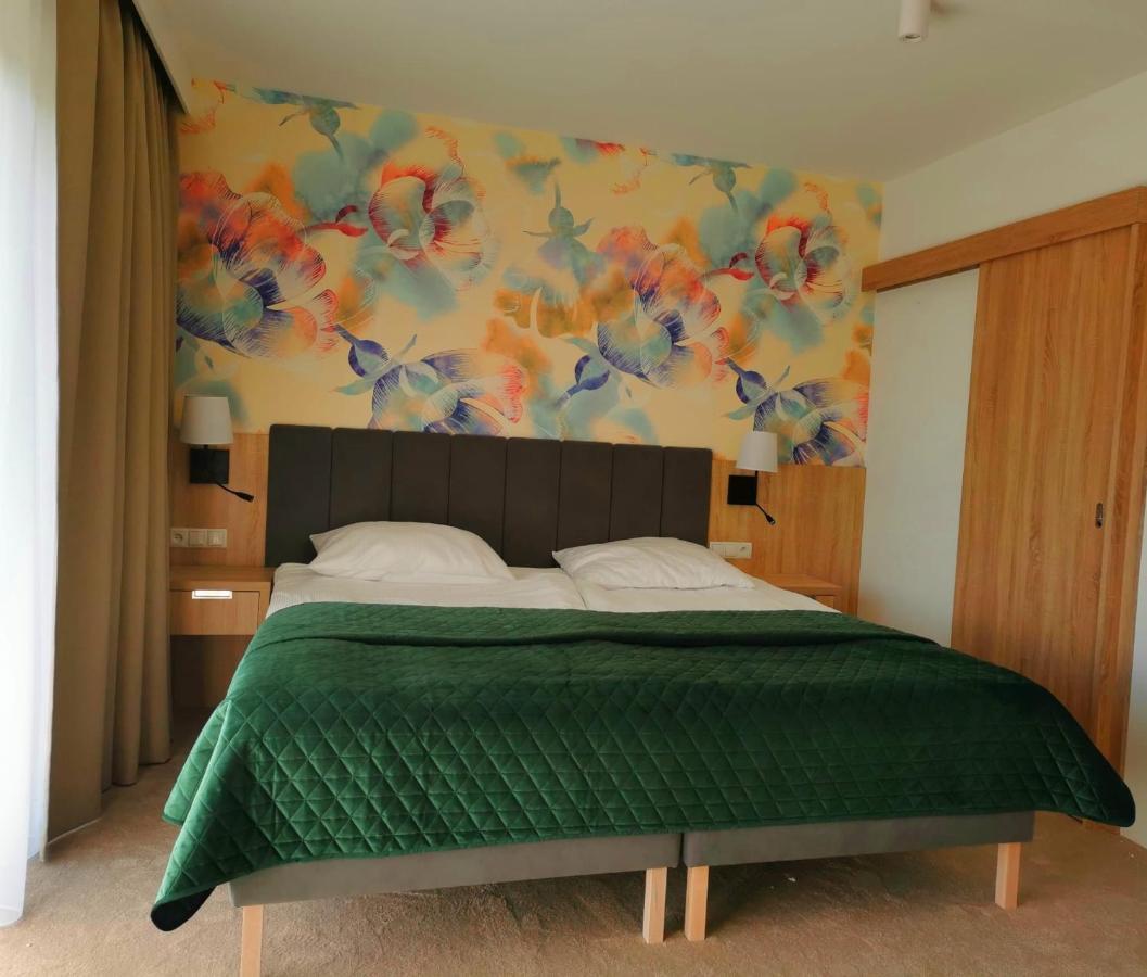 Doppelzimmer LUX mit Küchenzeile